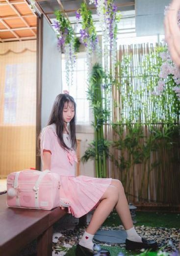 欧美顶级女歌手歌曲_DVD免费观看最新