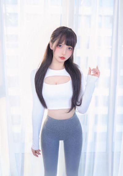 欧美滑板潮男街拍图片_BD在线视频播放