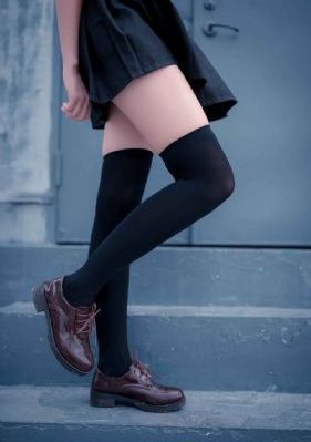 头像欧美高级女_云播放粤语日本成人在线