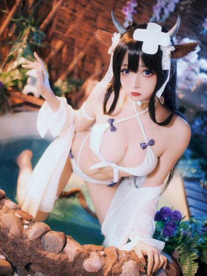 欧美内增高短靴街拍_高清在线观看完整版