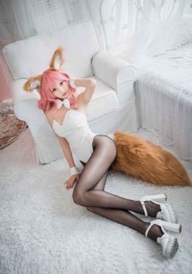 欧美情趣内衣秀大尺度_未删减完整版