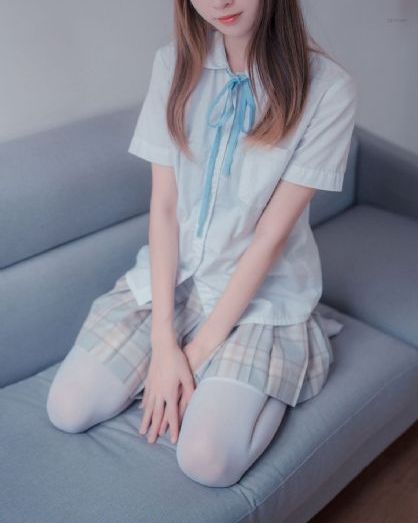 欧美美女cb_1080高清迅雷在线观看