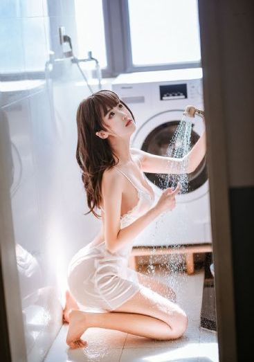 欧美街拍冬天2018_超清迅雷电影在线