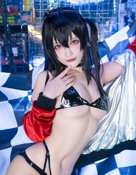 欧美内裤男模图片_720高清在线观看
