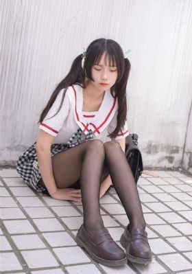天天躁夜夜躁狠狠综合_HD手机免费观看完整