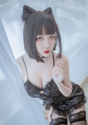 亚洲人小便毛茸茸在户外_DVD在线观看完整版