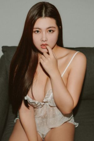 欧美黑白复古头像_高清在线观看视频