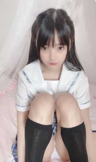 欧美金发圆寸_高清影视在线观看